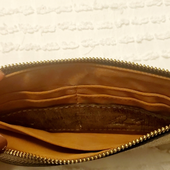 PATRICIA NASH WRISTLET VINTAGE GOLD LOOK - Picture 4 of 5